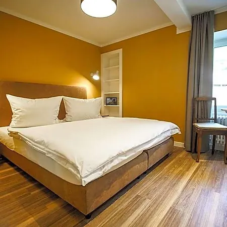 Zum Schleif Bed & Breakfast Varen