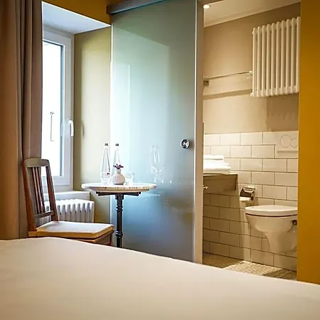 Zum Schleif Bed & Breakfast Varen