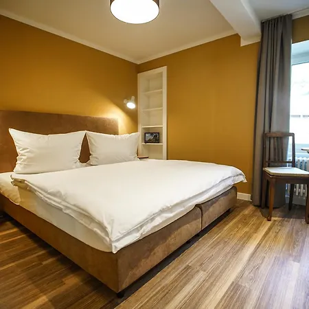 Bed & Breakfast Zum Schleif Varen