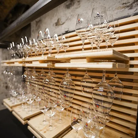 Alojamento de Acomodação e Pequeno-almoço Zum Schleif Varen